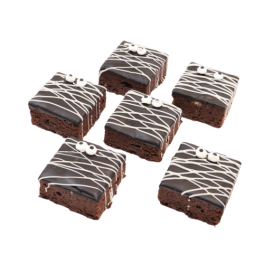Halloween brownies mummies met pure chocolade, witte strepen en oogjes als decoratie